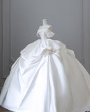 Chic Ball Gown Off The Shoulder White Short Sleeves Floral Satin Wedding Dresses With Ruffles HZ1024